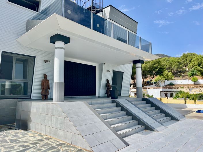 Image No.9-Villa de 5 chambres à vendre à Alhaurín de la Torre