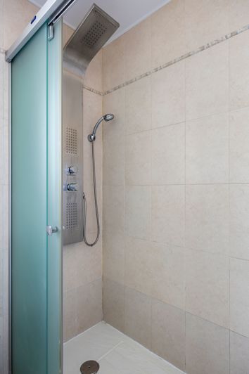 Image No.19-5 Bed Villa for sale