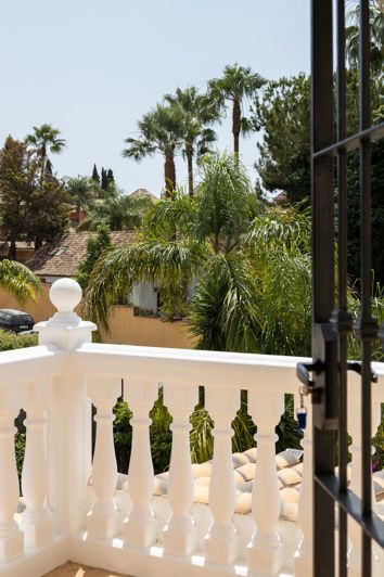 Image No.26-5 Bed Villa for sale