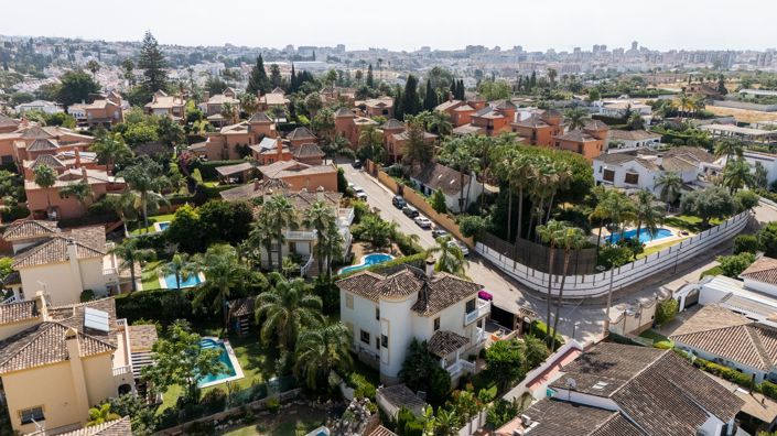 Image No.6-5 Bed Villa for sale