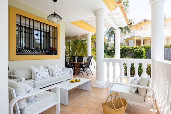 Image No.6-5 Bed Villa for sale