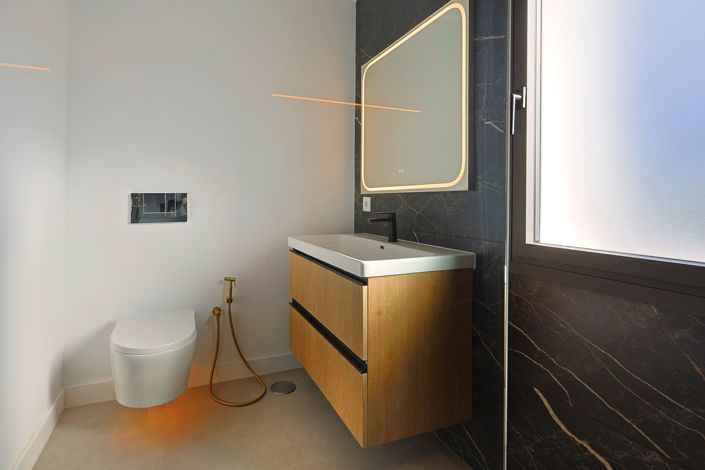 Image No.29-2 Bed Apartment for sale