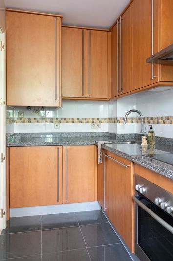 Image No.15-2 Bed Apartment for sale