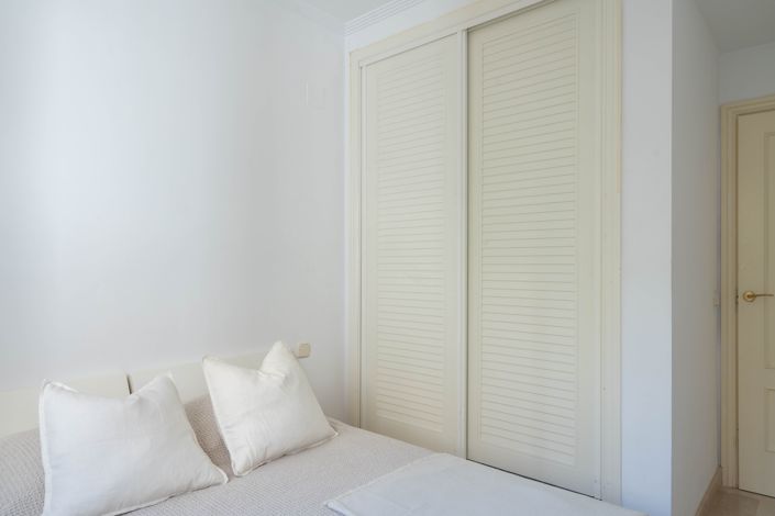 Image No.17-2 Bed Apartment for sale