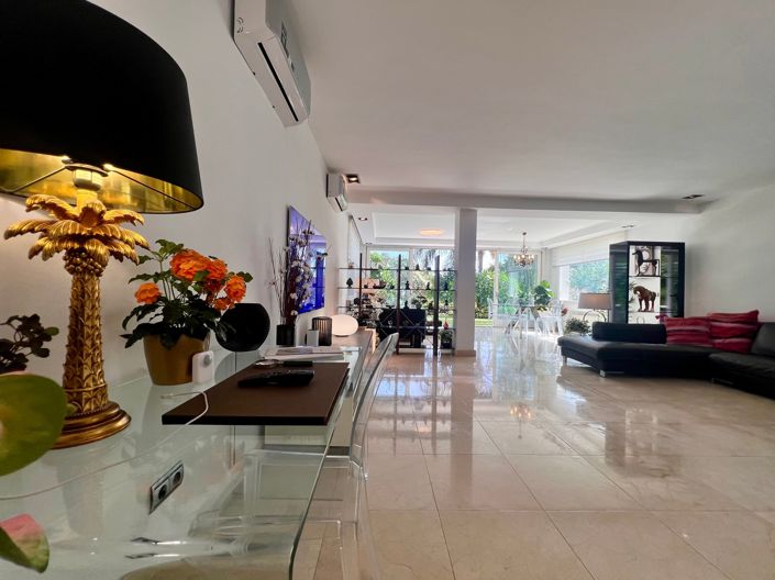 Image No.15-Villa de 4 chambres à vendre à Mijas Costa