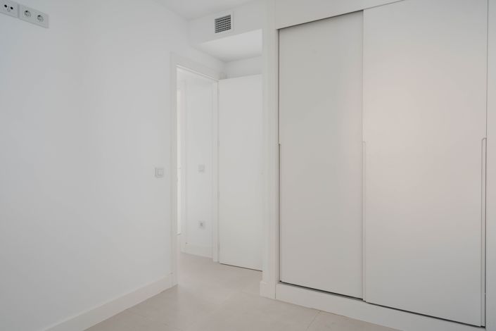 Image No.15-2 Bed Apartment for sale