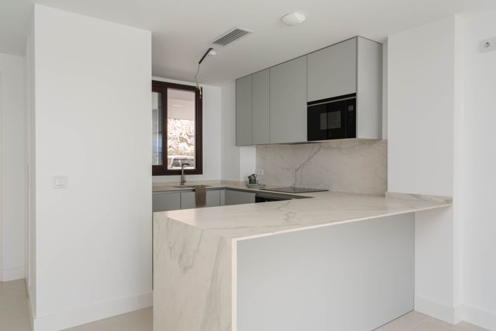 Image No.3-2 Bed Apartment for sale