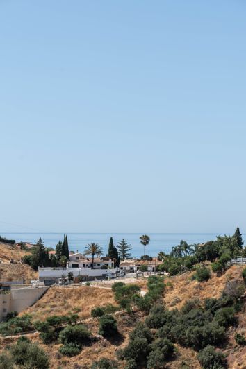 Image No.26-2 Bed Apartment for sale