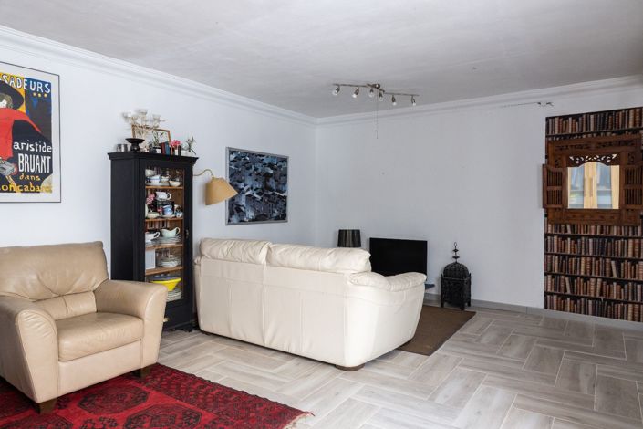 Image No.17-1 Bed Apartment for sale