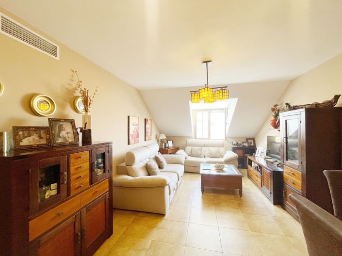 Image No.2-Penthouse de 2 chambres à vendre à Fuengirola