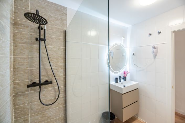 Image No.25-4 Bed Apartment for sale