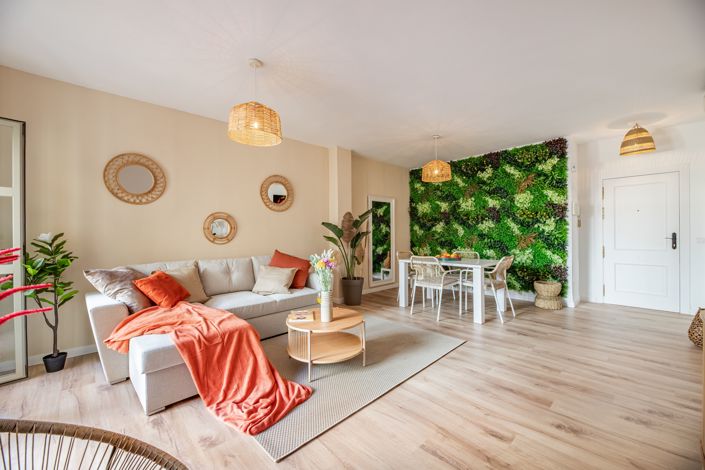 Image No.1-4 Bed Apartment for sale