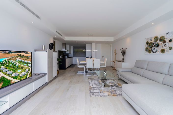 Image No.4-2 Bed Apartment for sale