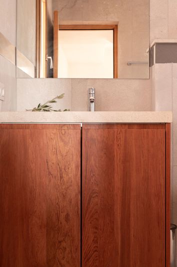 Image No.22-5 Bed House for sale