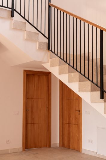 Image No.21-5 Bed House for sale