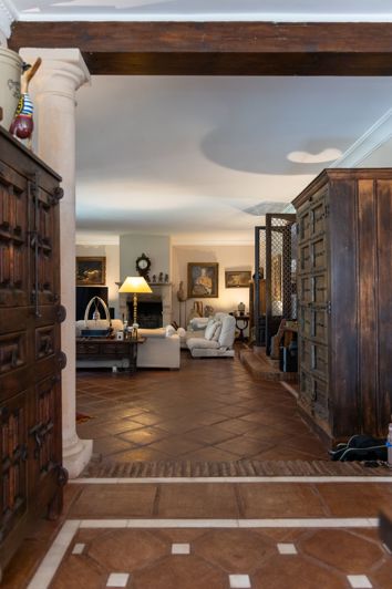 Image No.10-4 Bed Villa for sale