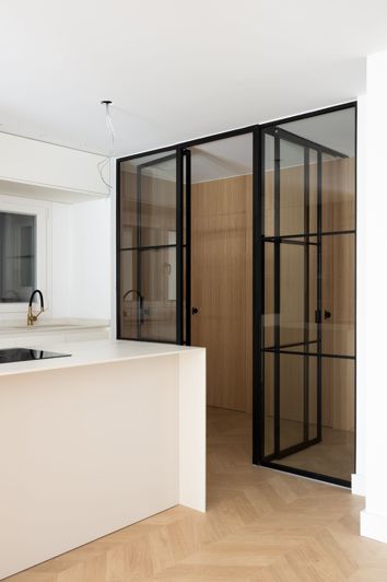 Image No.9-3 Bed Flat for sale