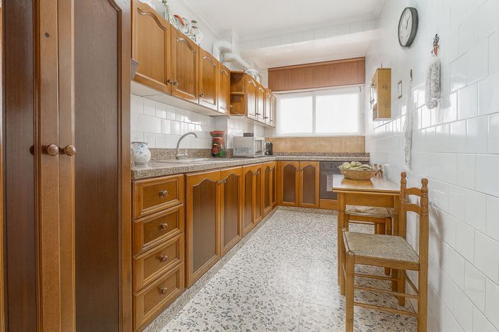 Image No.12-2 Bed Apartment for sale