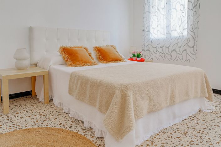 Image No.13-2 Bed Apartment for sale