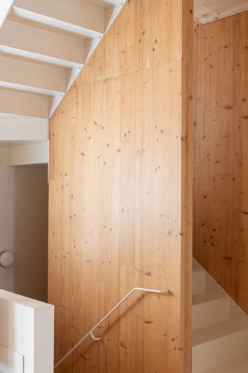 Image No.25-3 Bed Townhouse for sale