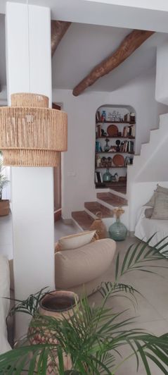 Image No.21-3 Bed Townhouse for sale