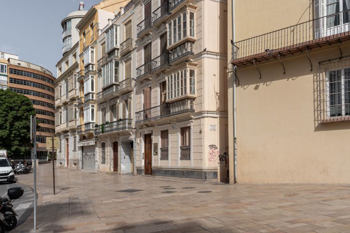 Image No.27-2 Bed Apartment for sale