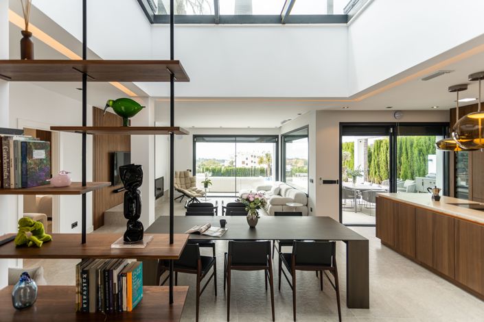 Image No.5-4 Bed House for sale