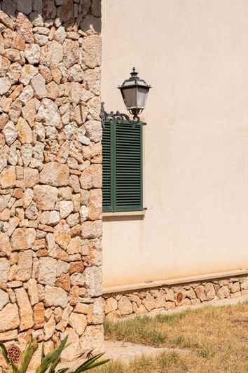 Image No.21-11 Bed Country House for sale