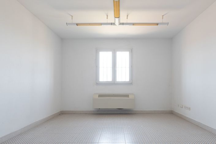 Image No.30-11 Bed Country House for sale