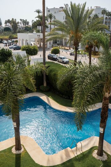 Image No.21-3 Bed Apartment for sale