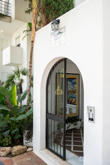 Image No.25-3 Bed Apartment for sale