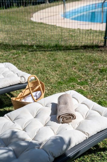 Image No.12-2 Bed Townhouse for sale