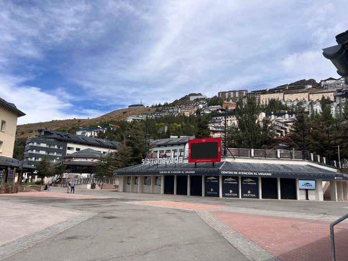 Image No.25-3 Bed Apartment for sale