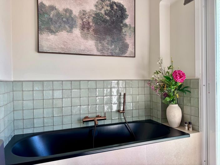 Image No.23-1 Bed Apartment for sale