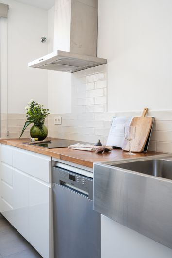 Image No.12-5 Bed Townhouse for sale