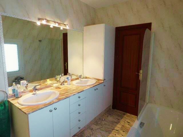 Image No.4-Villa de 4 chambres à vendre à Mijas Costa