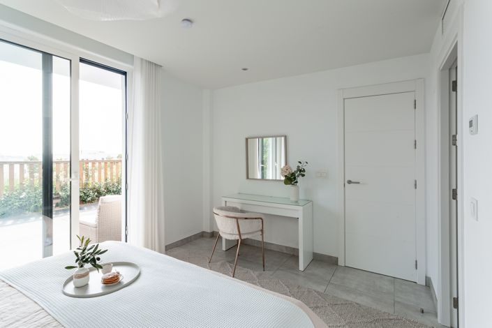 Image No.11-3 Bed Apartment for sale