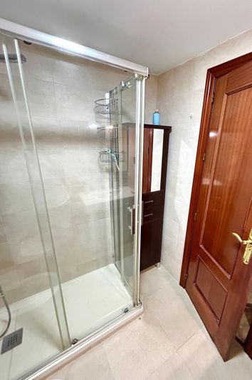 Image No.19-3 Bed Apartment for sale