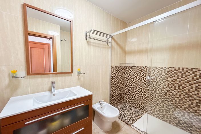 Image No.22-2 Bed Apartment for sale