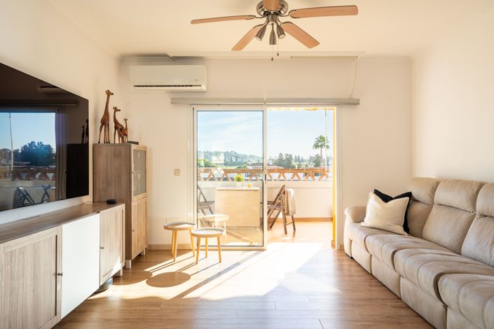 Image No.10-2 Bed Apartment for sale