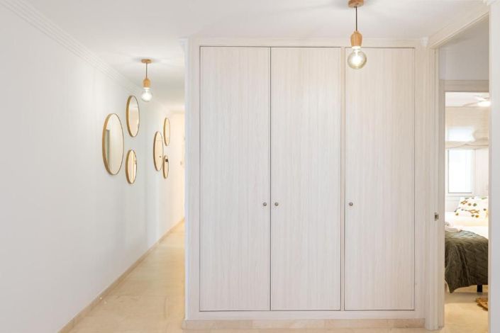 Image No.20-4 Bed Apartment for sale