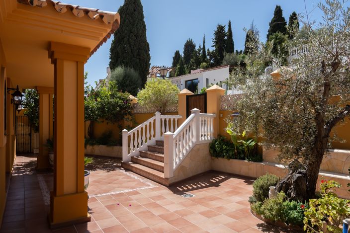 Image No.7-5 Bed Villa for sale