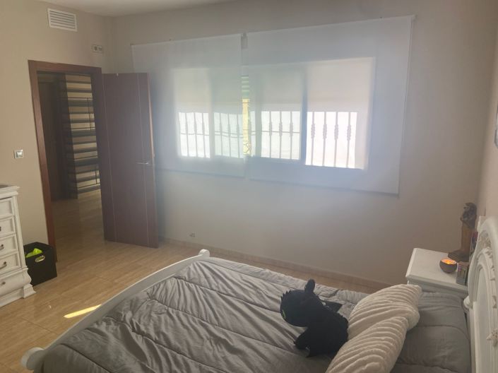 Image No.16-4 Bed House for sale