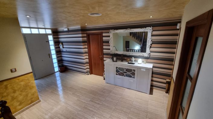 Image No.9-Maison de 4 chambres à vendre à La Guardia de Jaén