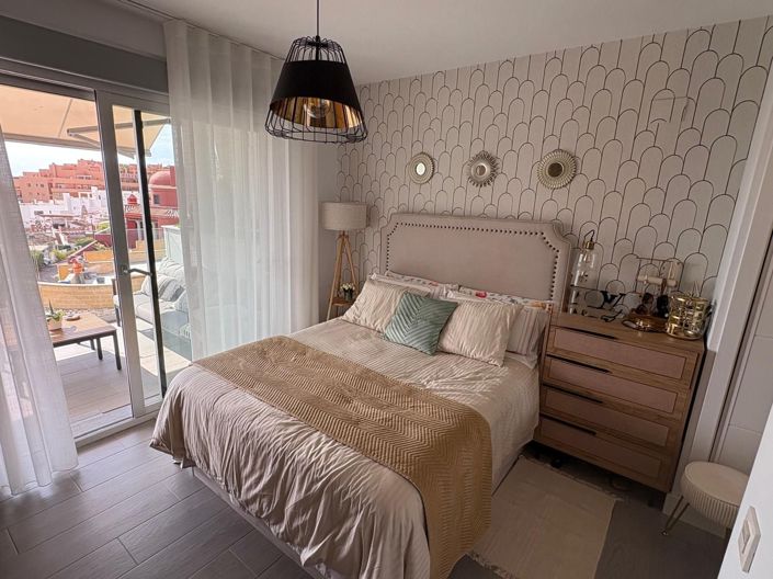 Image No.14-3 Bed Apartment for sale