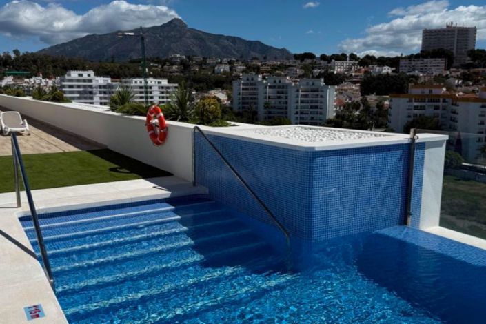 Image No.18-4 Bed Apartment for sale