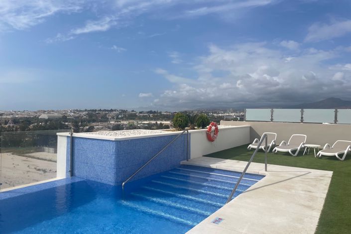 Image No.20-4 Bed Apartment for sale