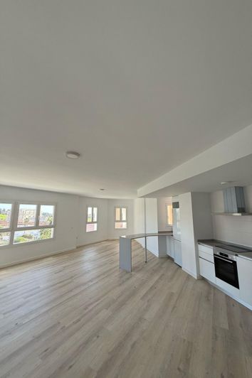 Image No.6-4 Bed Apartment for sale