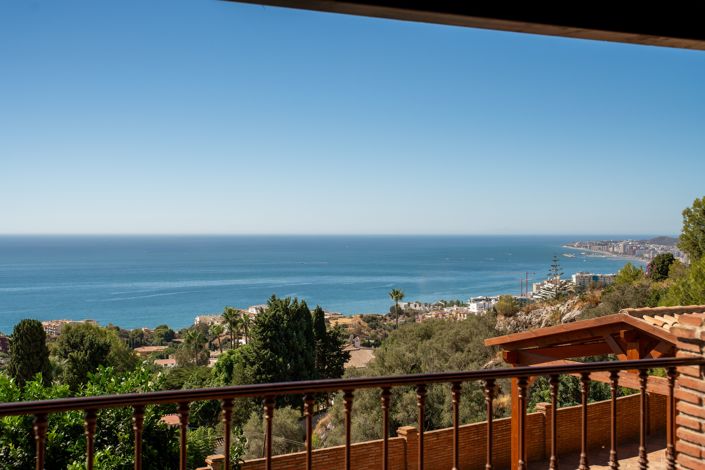 Image No.16-5 Bed Villa for sale