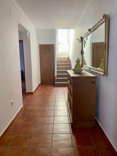 Image No.13-5 Bed House for sale